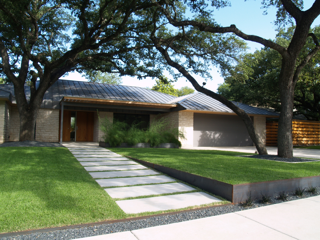 https://www.grassworksaustin.com/wp-content/uploads/2022/07/Grass-Works-Lawn-Care-Central-Austin-Landscape.jpg