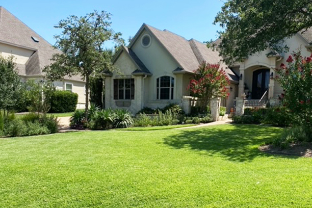 Recurring Lawn Mowing Services in Austin, TX