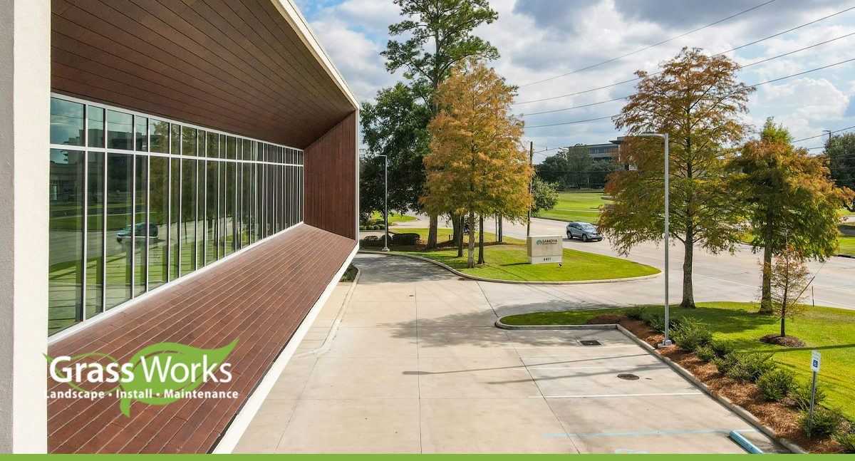 9 Benefits of Commercial Landscaping for Your Business Property | Grass ...